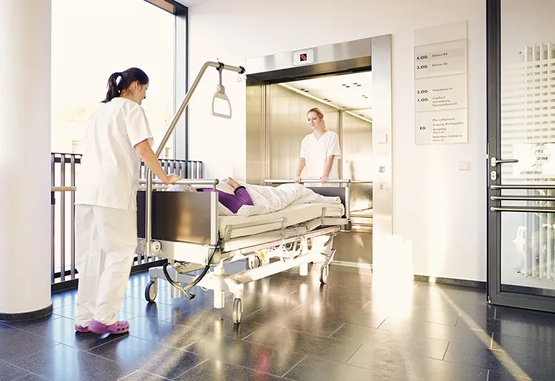 How to Choose the Best Types of Hospital Elevators for Medical Facilities? ما أبعاد مصاعد المستشفيات القياسية؟