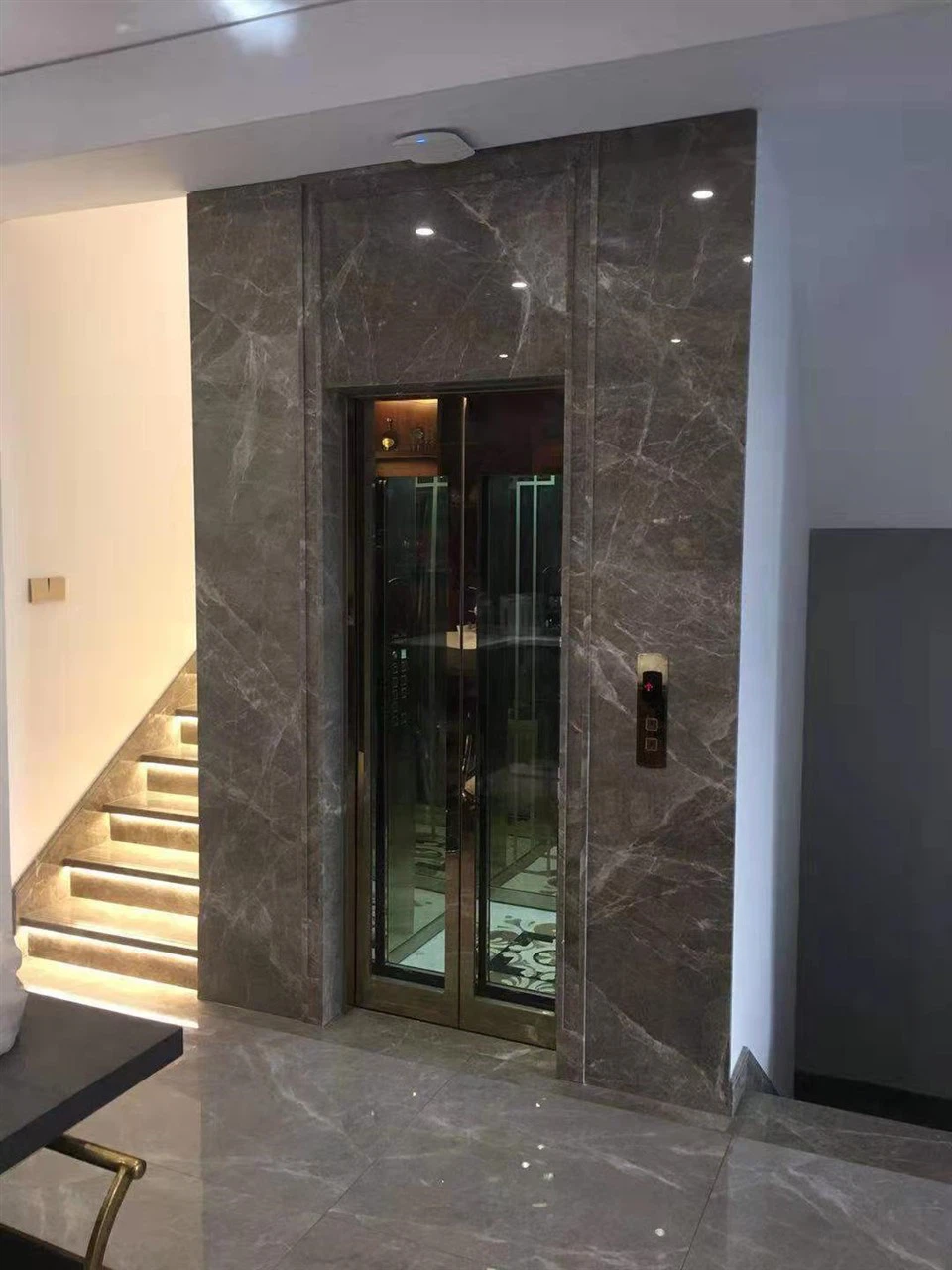 أفضل شركة مصعد منزلي في السعودية (شراء وتركيب وصيانة)